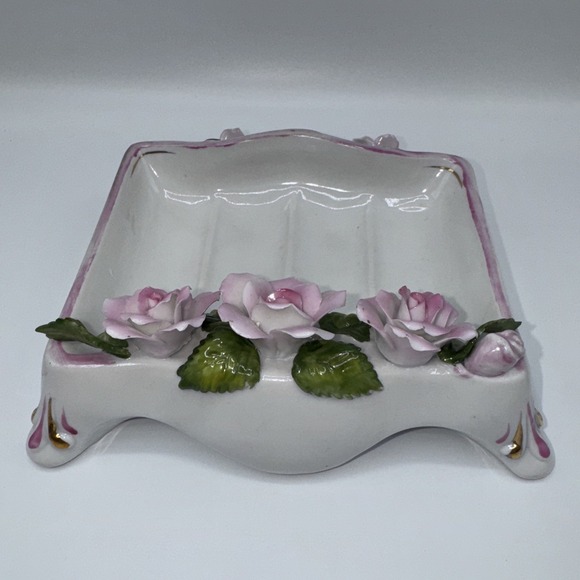 Vintage Floral YARDLEY Soap Dish White Pink Hand Cut Floral Detailing MCM FLAW - Picture 6 of 9